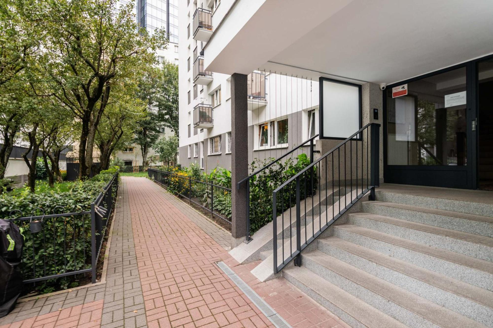 Chmielna 106B Centrum Warsaw Exterior photo